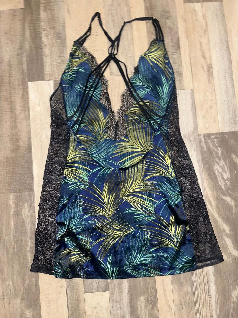 Victoria's Secret Palm Print Lace Trim Chemise Size S/P
